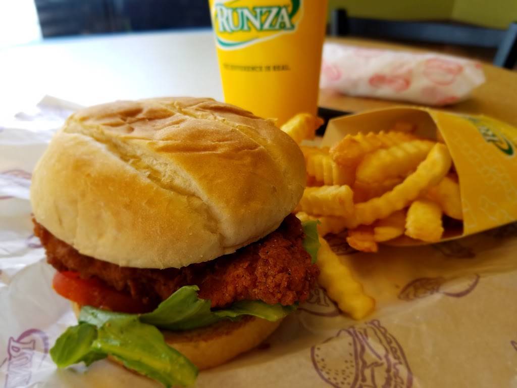 Runza Restaurant | restaurant | 7131 S 27th St, Lincoln, NE 68512, USA | 4024210808 OR +1 402-421-0808