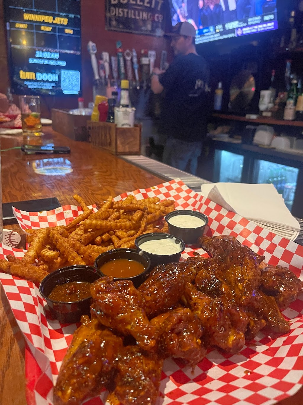 Woodshed | restaurant | 19 W Baseline Rd, Tempe, AZ 85283, USA | 4808319663 OR +1 480-831-9663