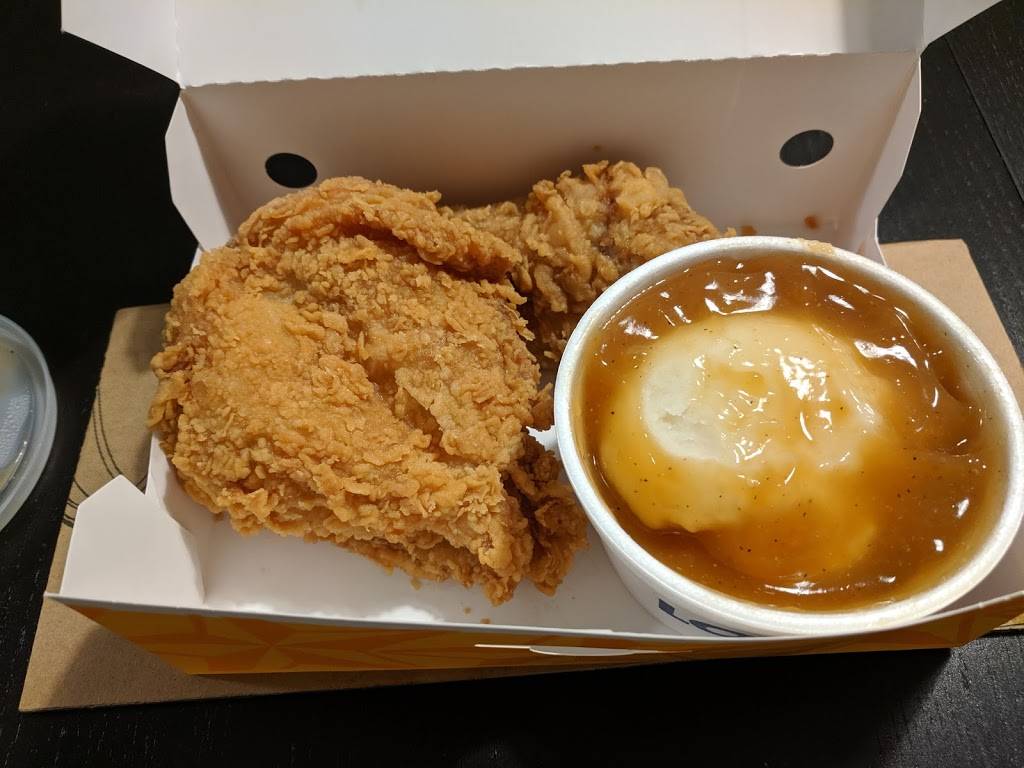 Churchs Chicken | restaurant | 9590 McCowan Rd Unit 4 and 5, Markham, ON L3P 8M1, Canada | 9059272444 OR +1 905-927-2444