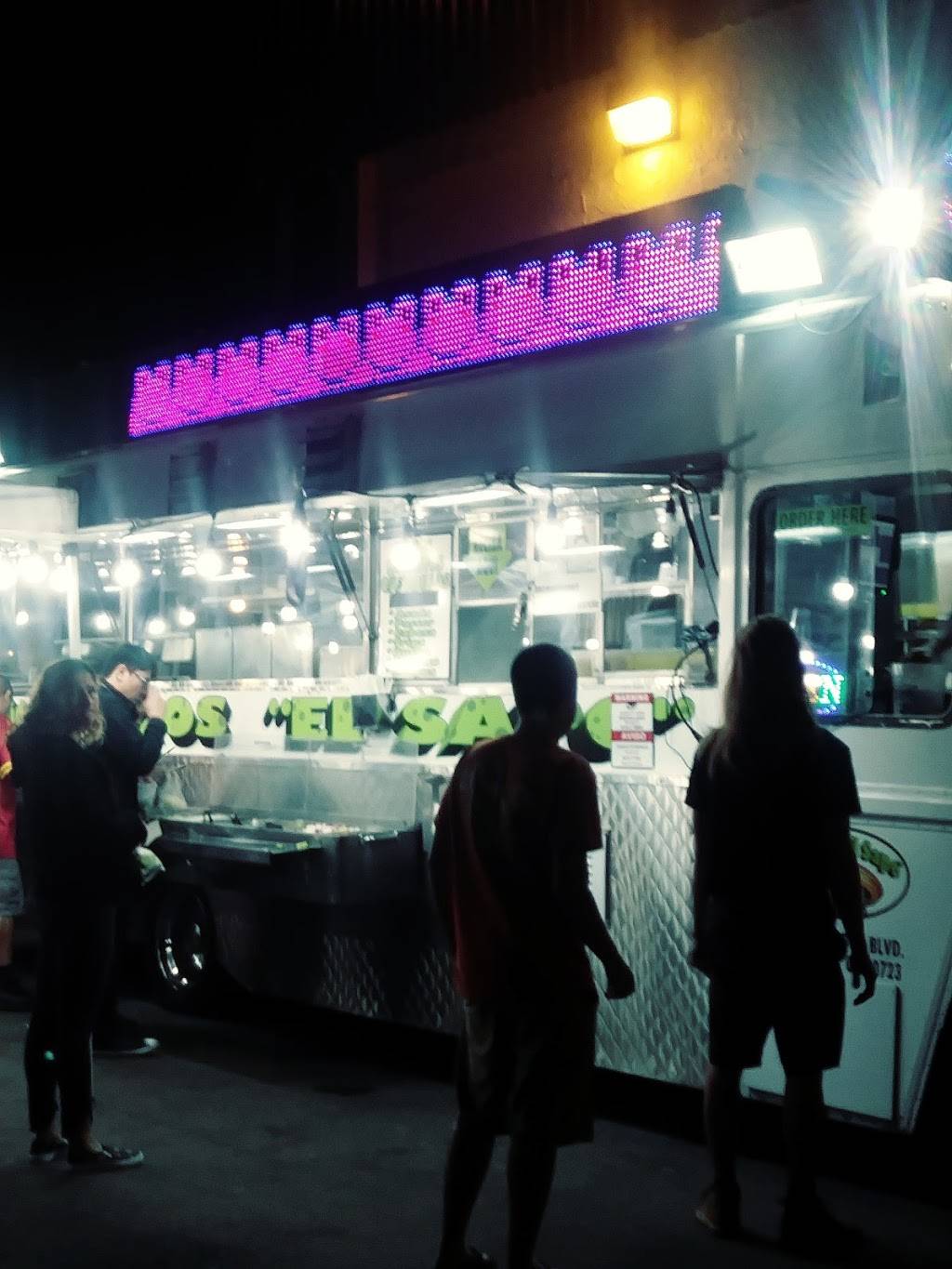 Tacos "El Sapo" Long Beach | restaurant | atlantic, 550 W Pacific Coast Hwy, Long Beach, CA 90806, USA | 3232003711 OR +1 323-200-3711