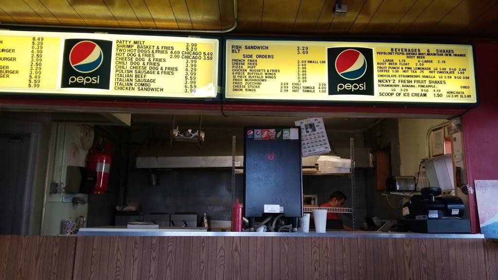 Nickyz Gyros | restaurant | 3559 E 106th St, Chicago, IL 60617, USA | 7739676495 OR +1 773-967-6495