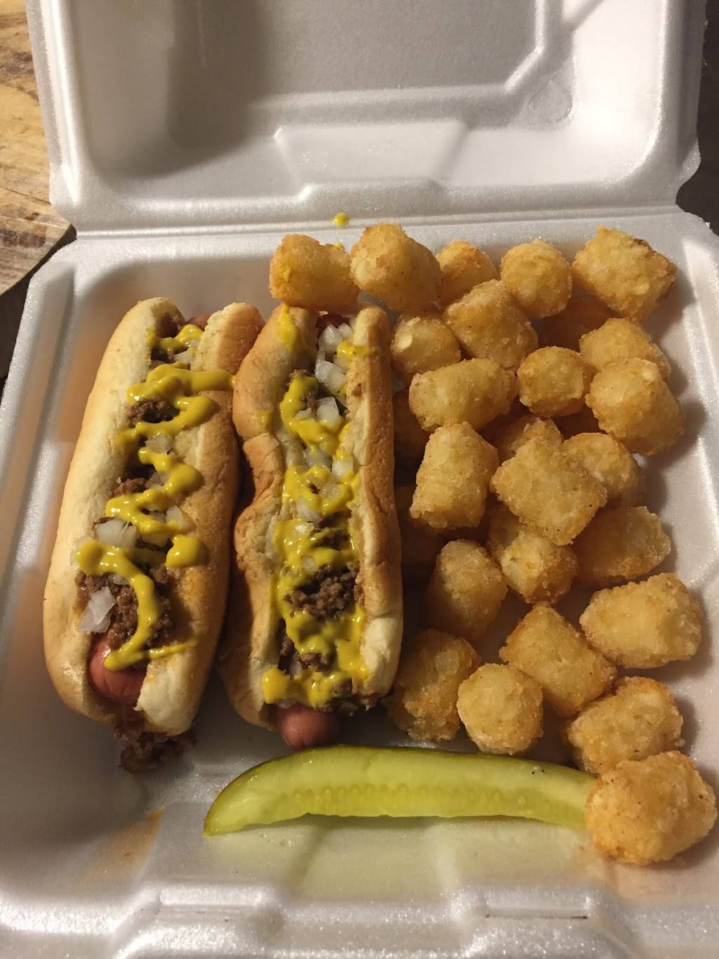 Mitten Dogs & More | restaurant | 2625 W Michigan Ave, Kalamazoo, MI 49006, USA | 2693128979 OR +1 269-312-8979