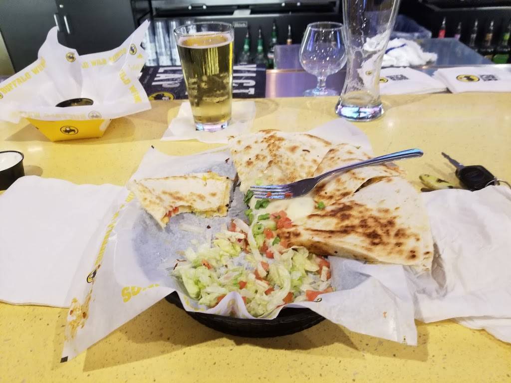 Buffalo Wild Wings | restaurant | 13230 City Station Dr, Jacksonville, FL 32218, USA | 9047575777 OR +1 904-757-5777