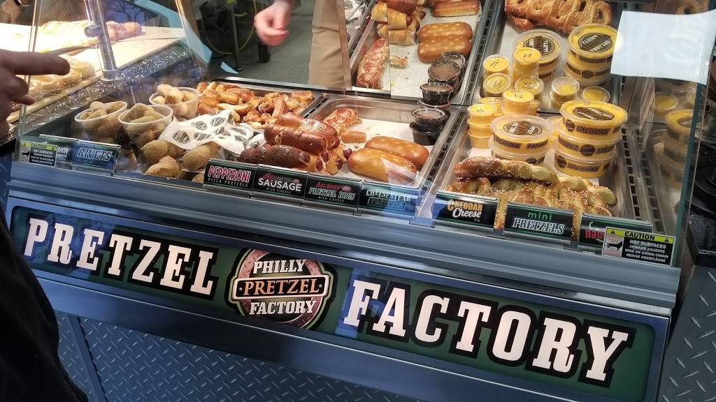 Philly Pretzel Factory | bakery | 197 Franklin Ave, Franklin Square, NY 11010, USA | 5164073300 OR +1 516-407-3300