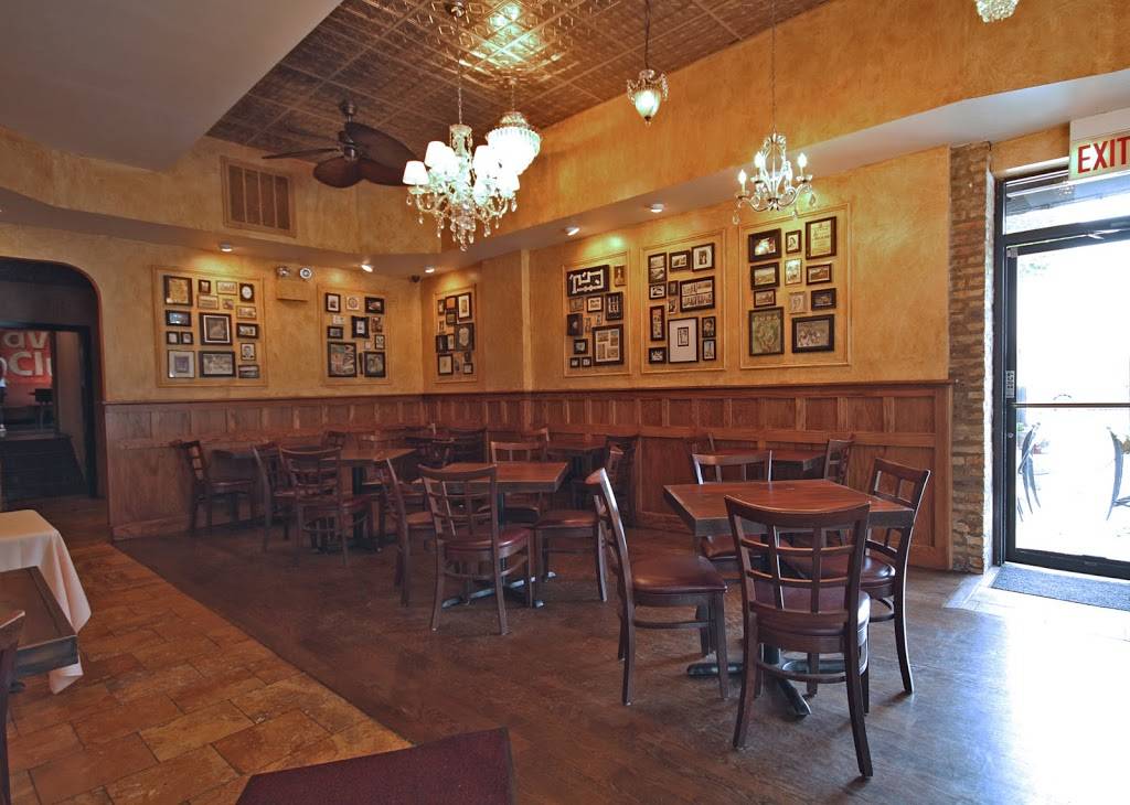 Paladar Restaurant and Rum Bar | restaurant | 2252 N Western Ave, Chicago, IL 60647, USA | 7732524747 OR +1 773-252-4747