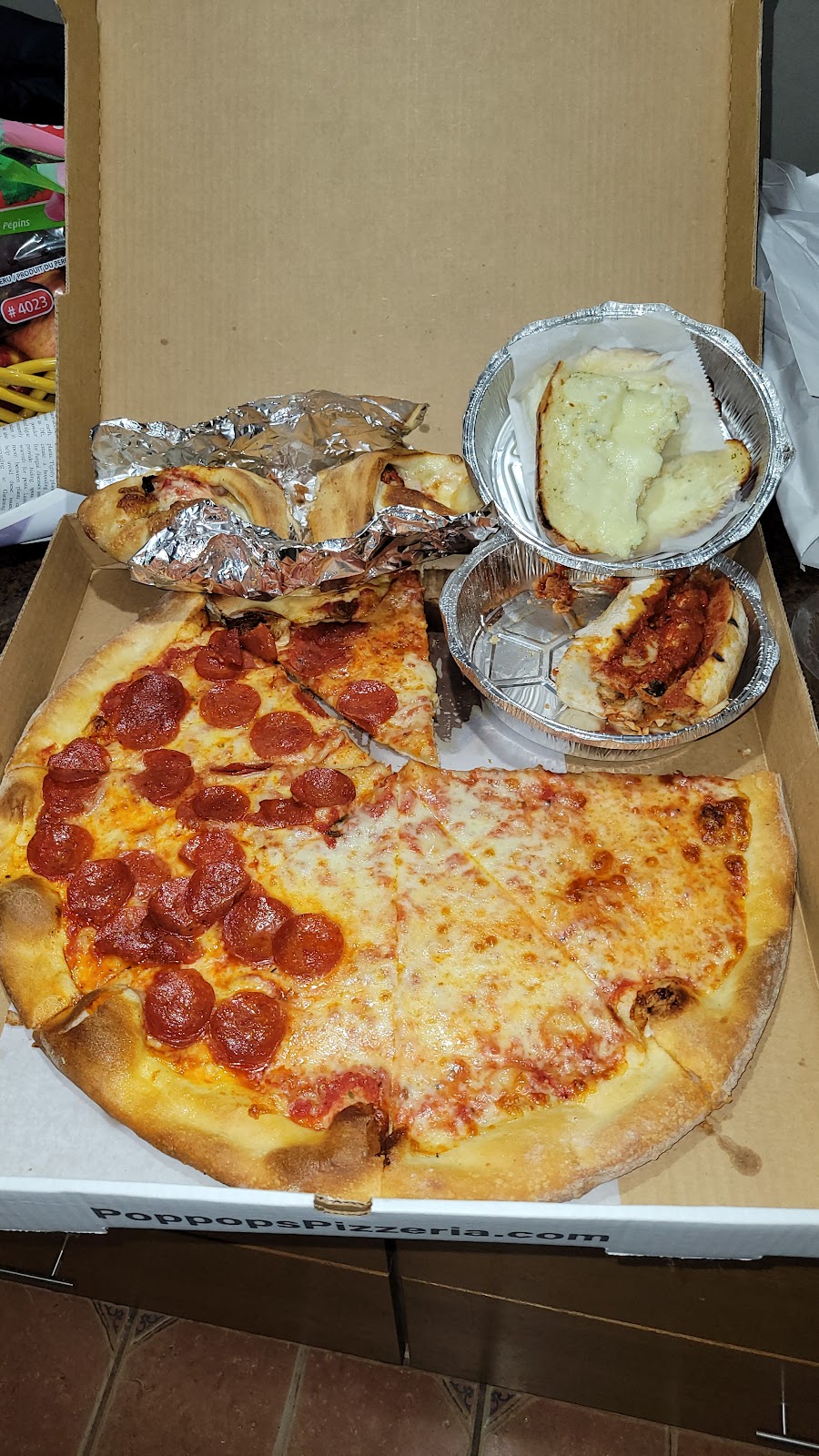 poppops pizzeria | restaurant | 719 Hawkins Ave, Ronkonkoma, NY 11779, USA | 6316483600 OR +1 631-648-3600