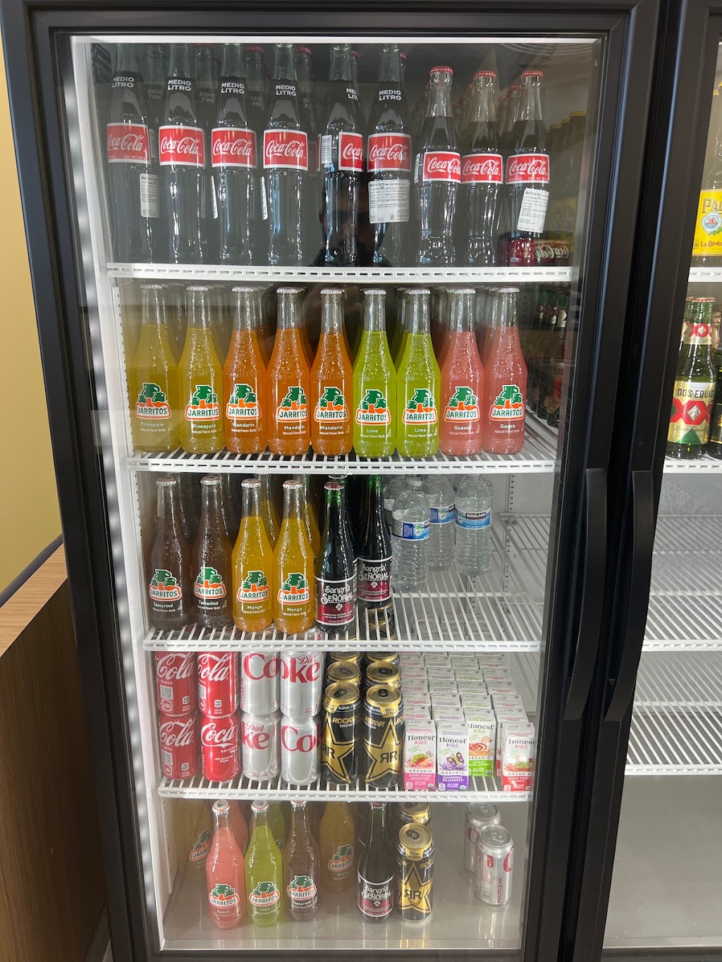 Taqueria La Mexicana | restaurant | 19697 Mountain House Pkwy, Mountain House, CA 95391, USA | 2092079219 OR +1 209-207-9219