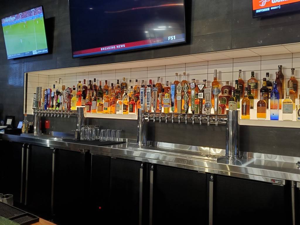 Hy-Vee Market Grille Express | restaurant | 18755 70th Ave N, Maple Grove, MN 55311, USA | 7634945300 OR +1 763-494-5300