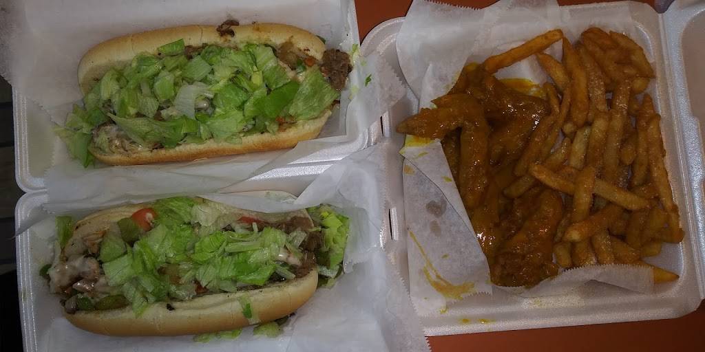 Sharks Fish & Chicken | restaurant | 1352 E Shelby Dr, Memphis, TN 38116, USA | 9013450101 OR +1 901-345-0101