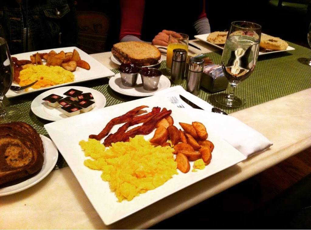 Liberty Tavern | restaurant | 5550 N River Rd, Rosemont, IL 60018, USA | 8479286949 OR +1 847-928-6949