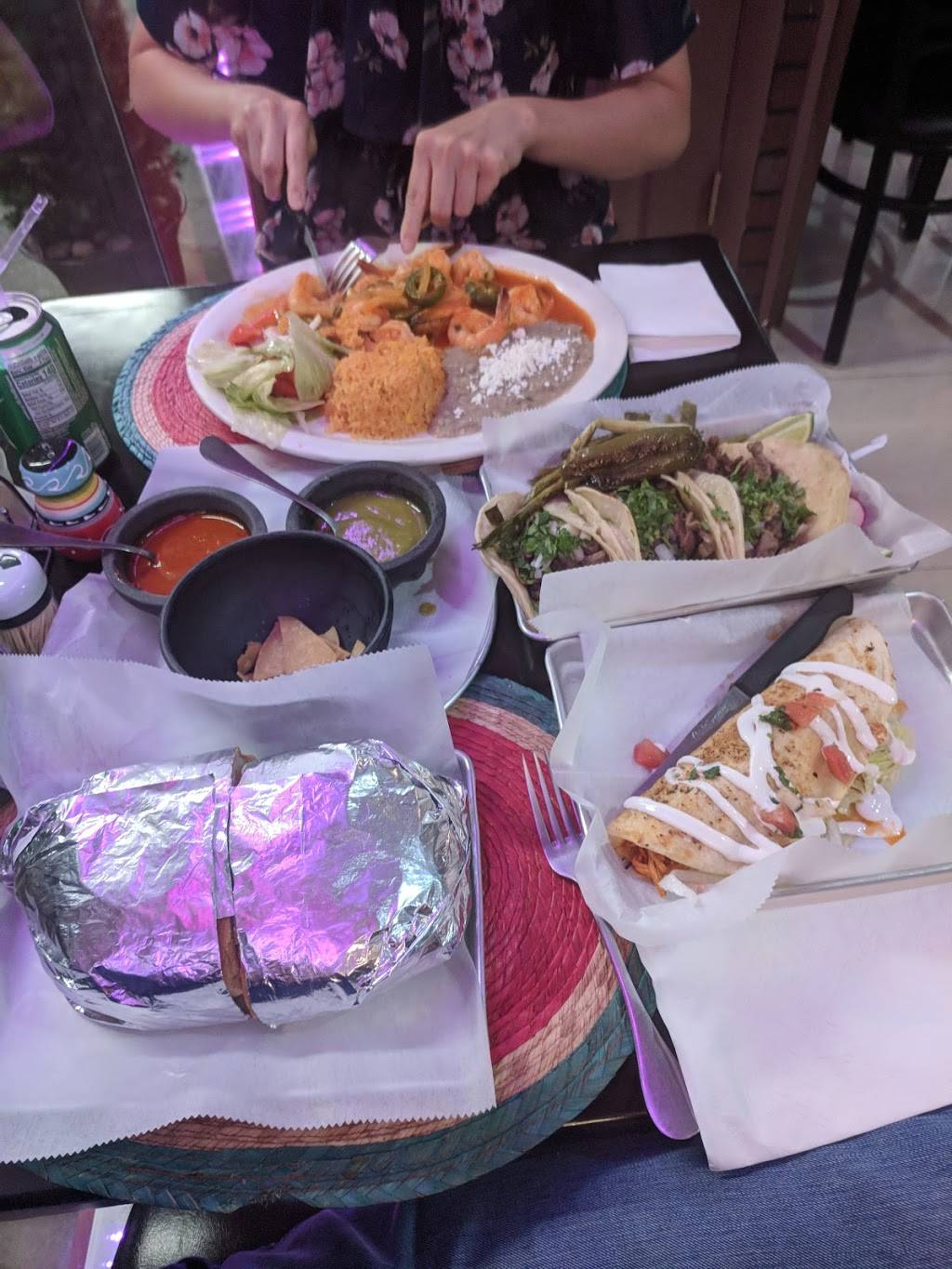 Adelita | restaurant | 1108 S 9th St, Philadelphia, PA 19147, USA | 2153341002 OR +1 215-334-1002