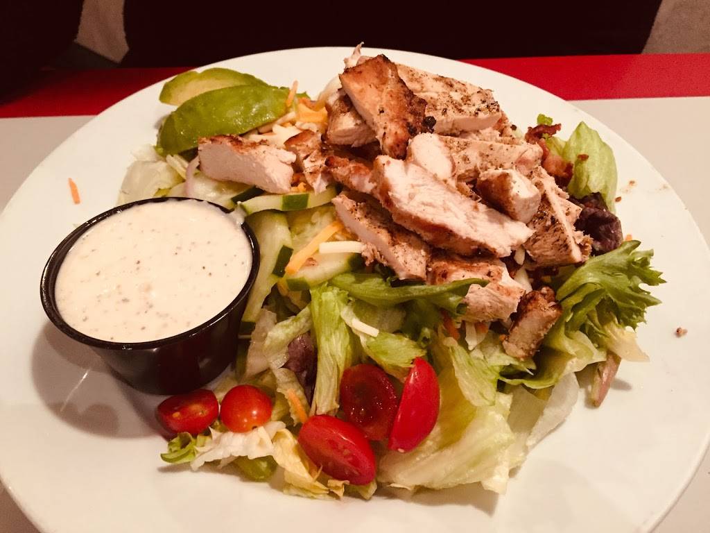 Giordanos Bar & Grill | restaurant | 633 E Cypress St, Kennett Square, PA 19348, USA | 6104445733 OR +1 610-444-5733