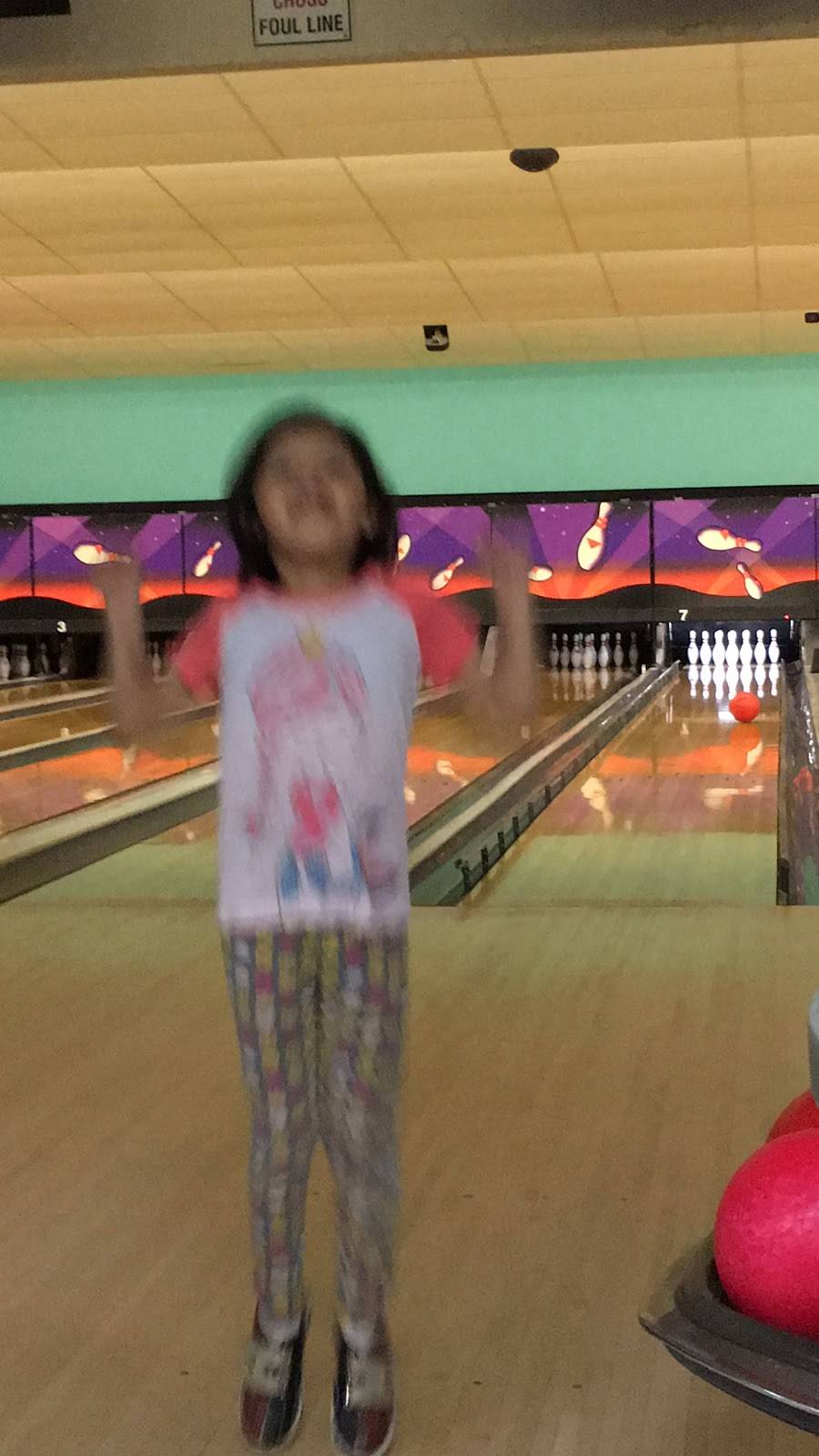 Emerald Bowl | restaurant | 9307 Boone Rd, Houston, TX 77099, USA | 2819336180 OR +1 281-933-6180