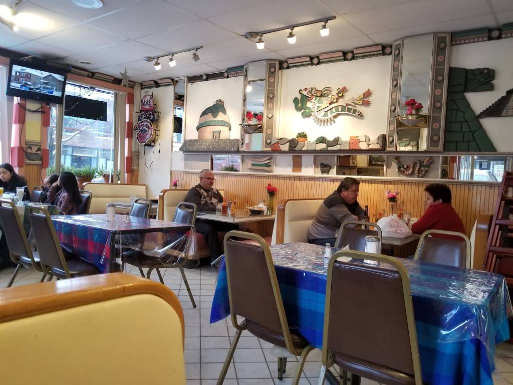 La Condesa Restaurant | restaurant | 1003 N Ashland Ave, Chicago, IL 60622, USA | 7732765121 OR +1 773-276-5121