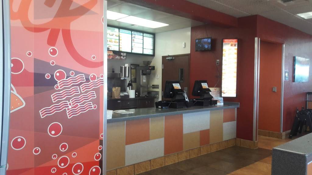 Jack in the Box | restaurant | 3621 Yosemite Blvd, Modesto, CA 95357, USA | 2094913689 OR +1 209-491-3689