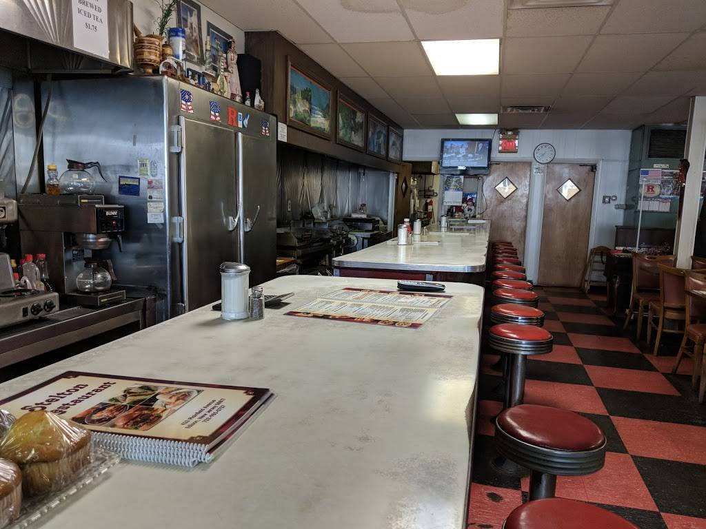 Stelton Restaurant | restaurant | 433 Plainfield Ave, Edison, NJ 08817, USA | 7329850737 OR +1 732-985-0737