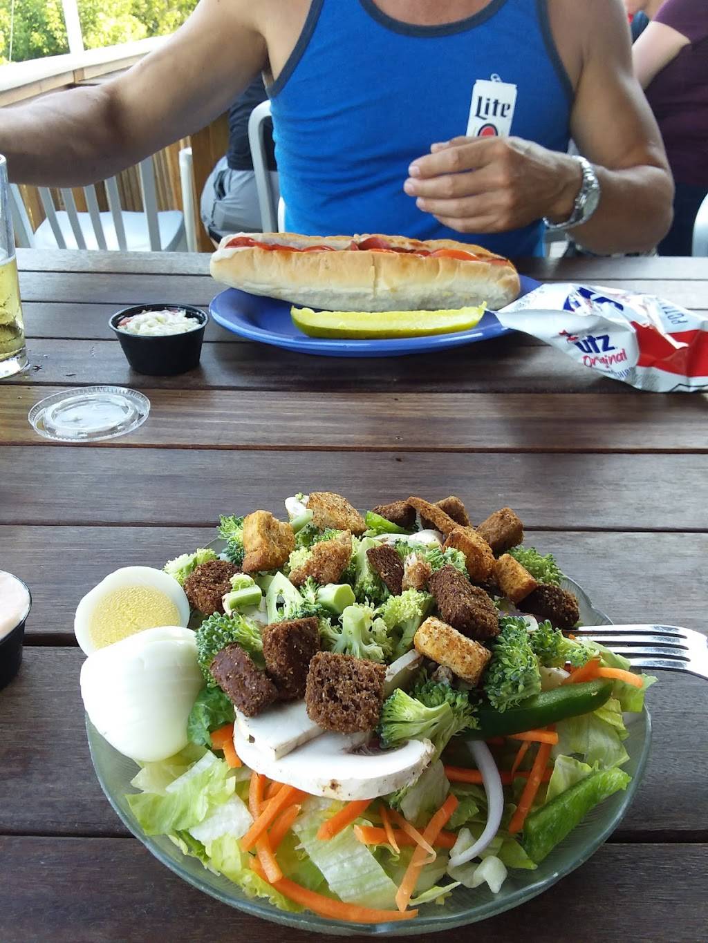 Pats Pizza | restaurant | 85 Center St, Auburn, ME 04210, USA | 2077848221 OR +1 207-784-8221