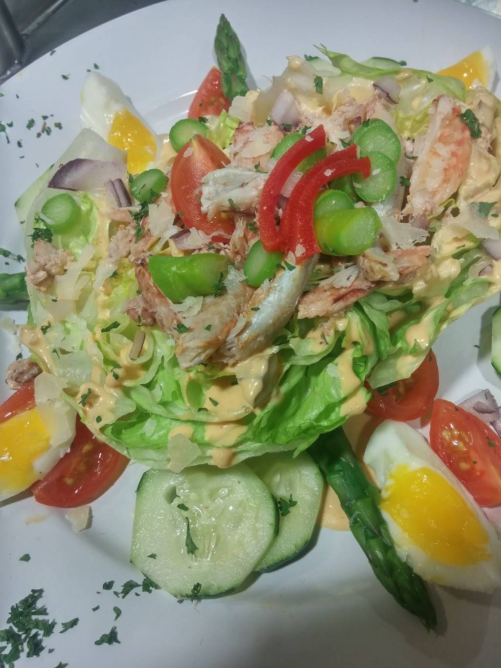 Madis Steakhouse | restaurant | 22341 Marine View Dr S, Des Moines, WA 98198, USA | 2062126344 OR +1 206-212-6344