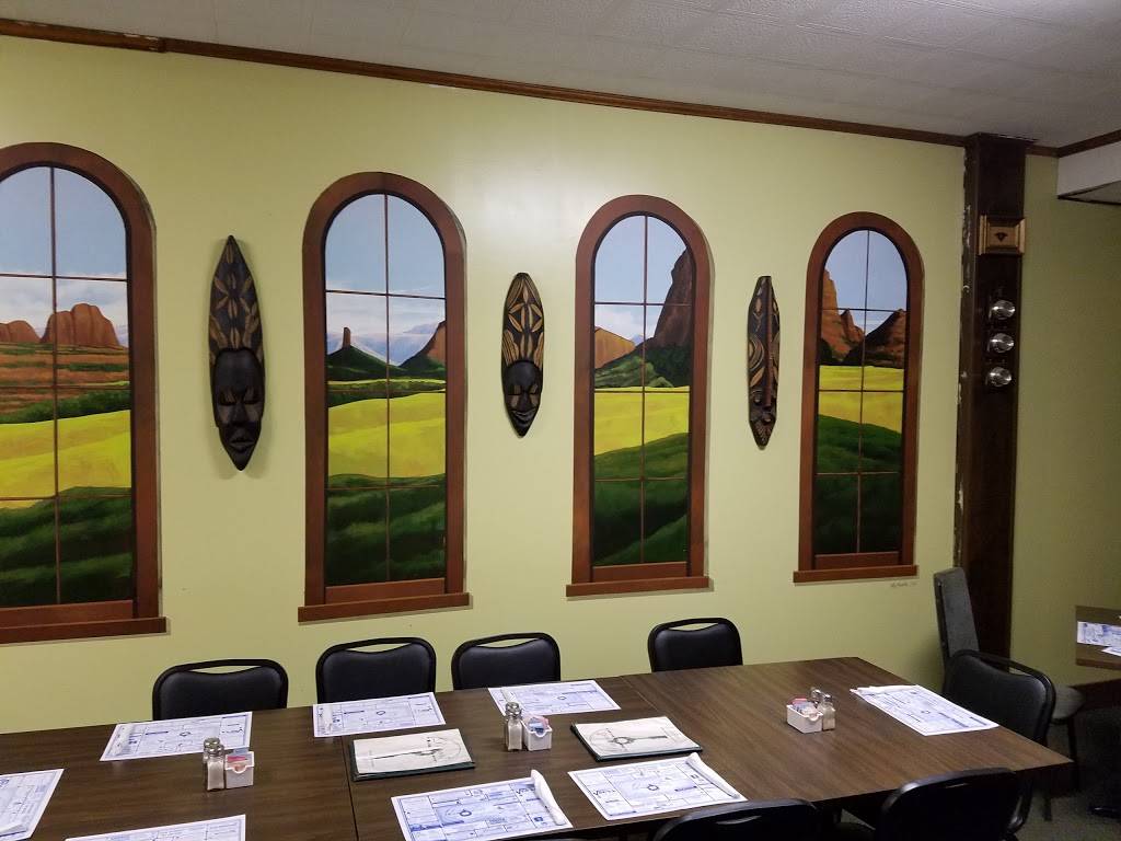 Daniels Ligonier Cafe | restaurant | 319 S Cavin St, Ligonier, IN 46767, USA | 2608944901 OR +1 260-894-4901