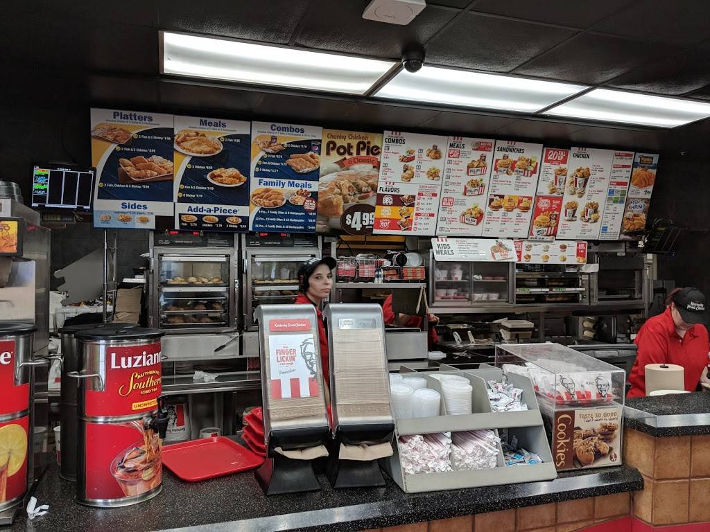 KFC | restaurant | 1311 S St Louis St, Batesville, AR 72501, USA | 8706981678 OR +1 870-698-1678