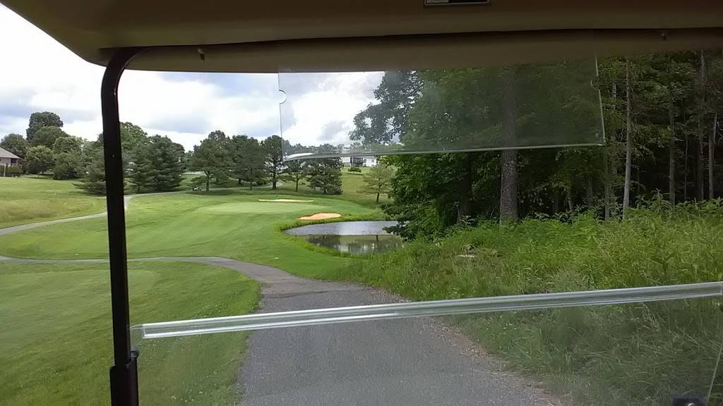 The Westlake | restaurant | 360 Chestnut Creek Dr, Hardy, VA 24101, USA | 5407214215 OR +1 540-721-4215