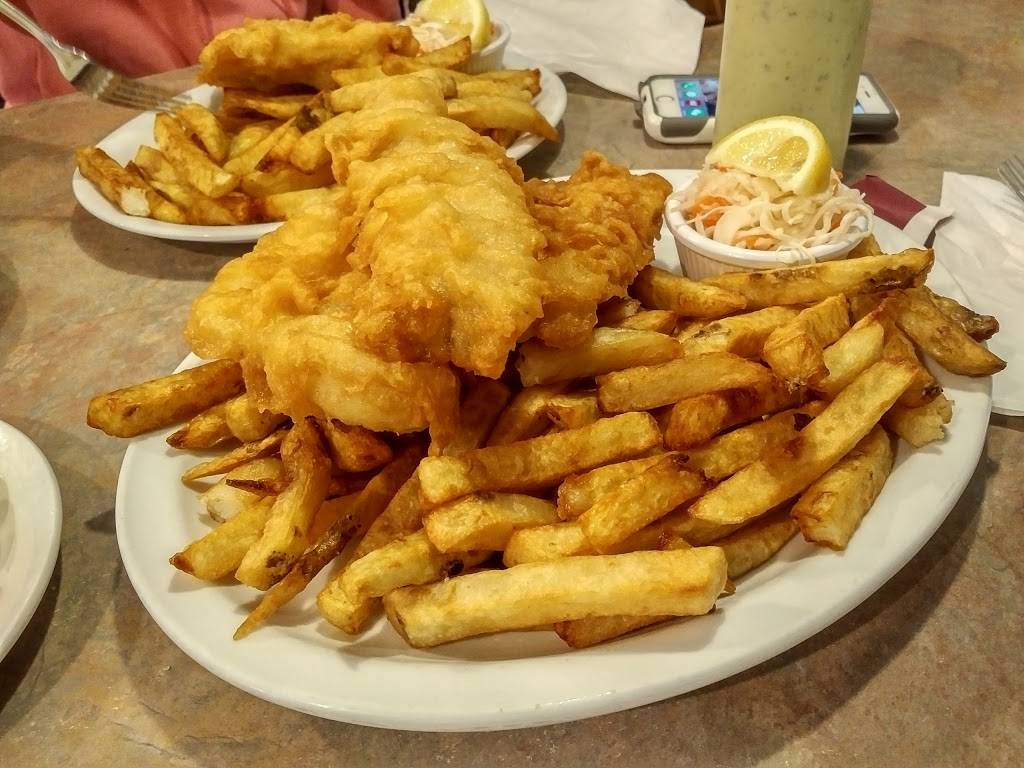 Pat & Hanks Fish & Chips | restaurant | 12213 Tecumseh Rd E, Windsor, ON N8N 1M3, Canada | 5197390638 OR +1 519-739-0638