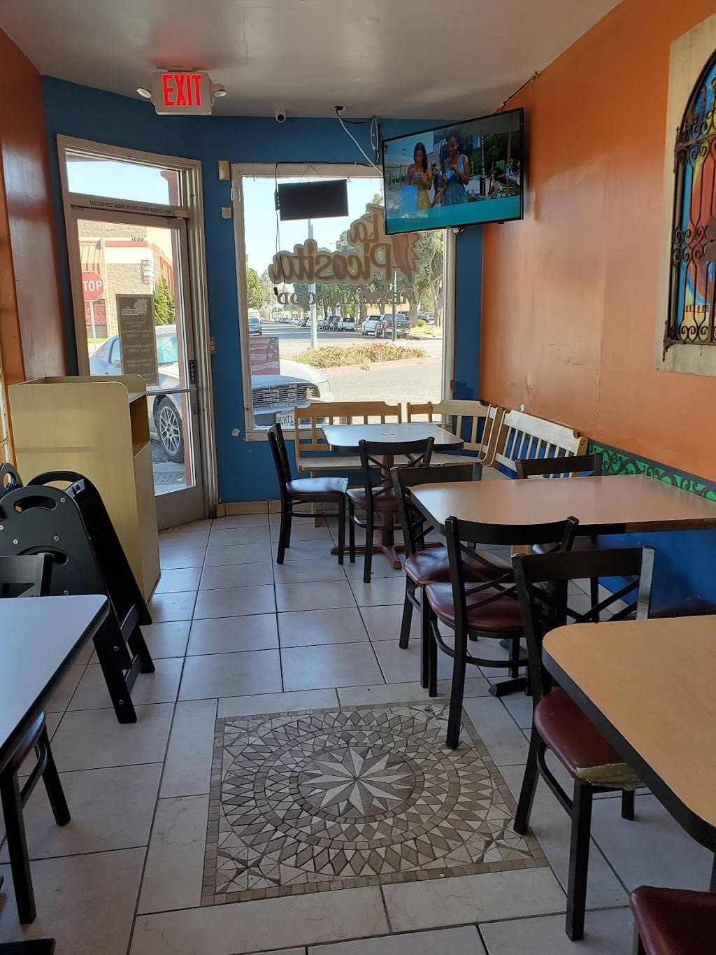 La Picosita Restaurant | restaurant | 923 N Broadway, Santa Maria, CA 93454, USA | 8053473333 OR +1 805-347-3333