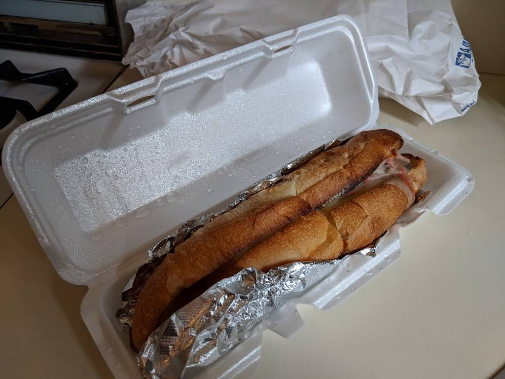 Frank And Dannys | restaurant | 4369 Amboy Rd, Staten Island, NY 10312, USA | 7183171100 OR +1 718-317-1100