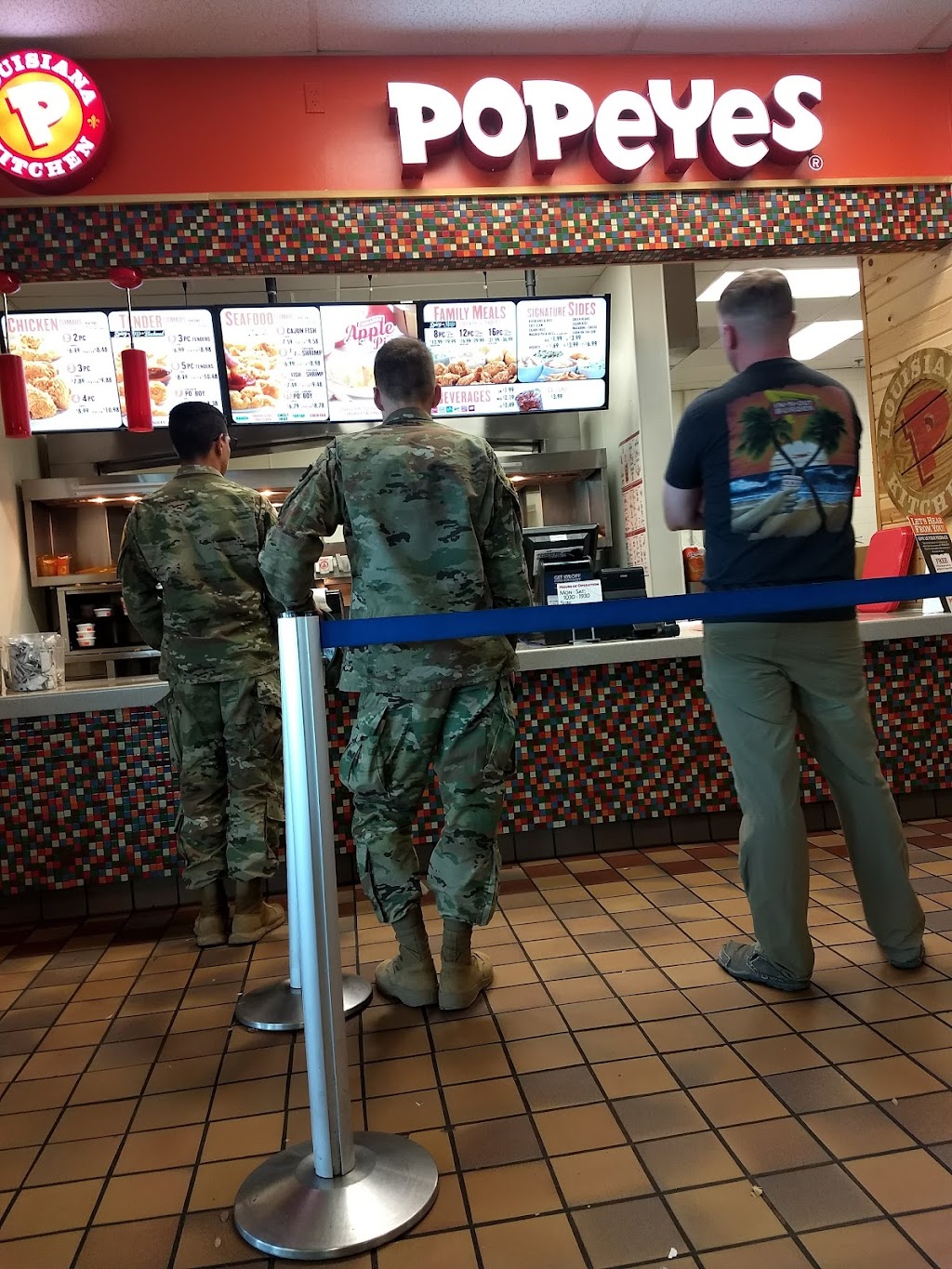 Popeyes Louisiana Kitchen | restaurant | 82301 Bissel St, Fort Huachuca, AZ 85613, USA | 5204594275 OR +1 520-459-4275