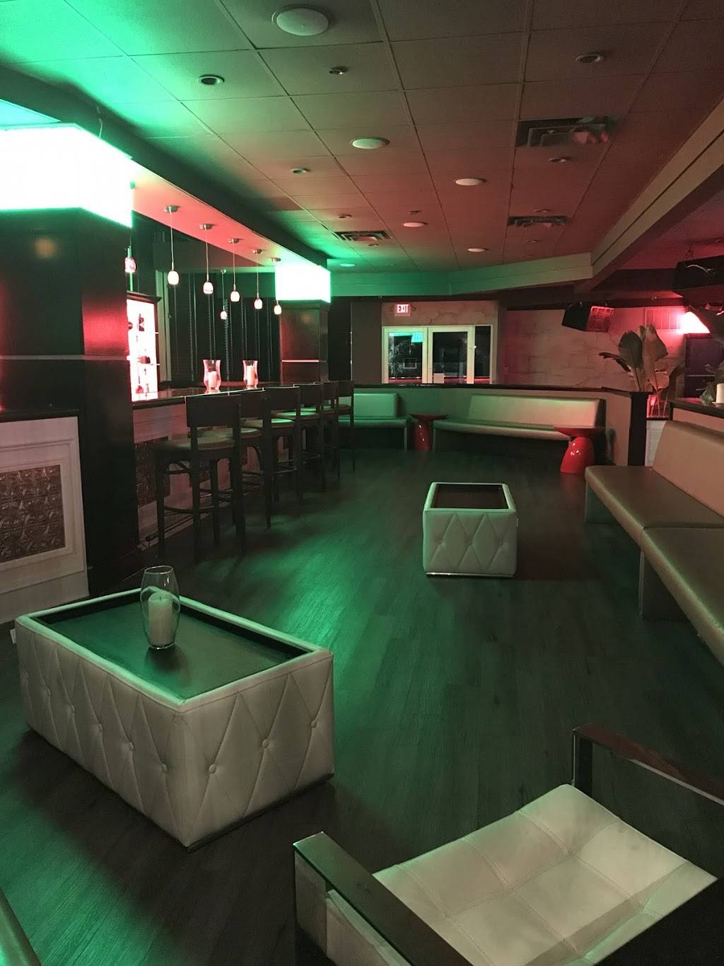 Cubanelle Restaurant & Lounge | restaurant | 1 US-46, Totowa, NJ 07512, USA | 9735281227 OR +1 973-528-1227