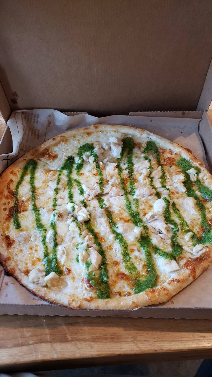 Blaze Pizza | meal takeaway | 11 Clifton Country Rd, Clifton Park, NY 12065, USA | 5187301422 OR +1 518-730-1422