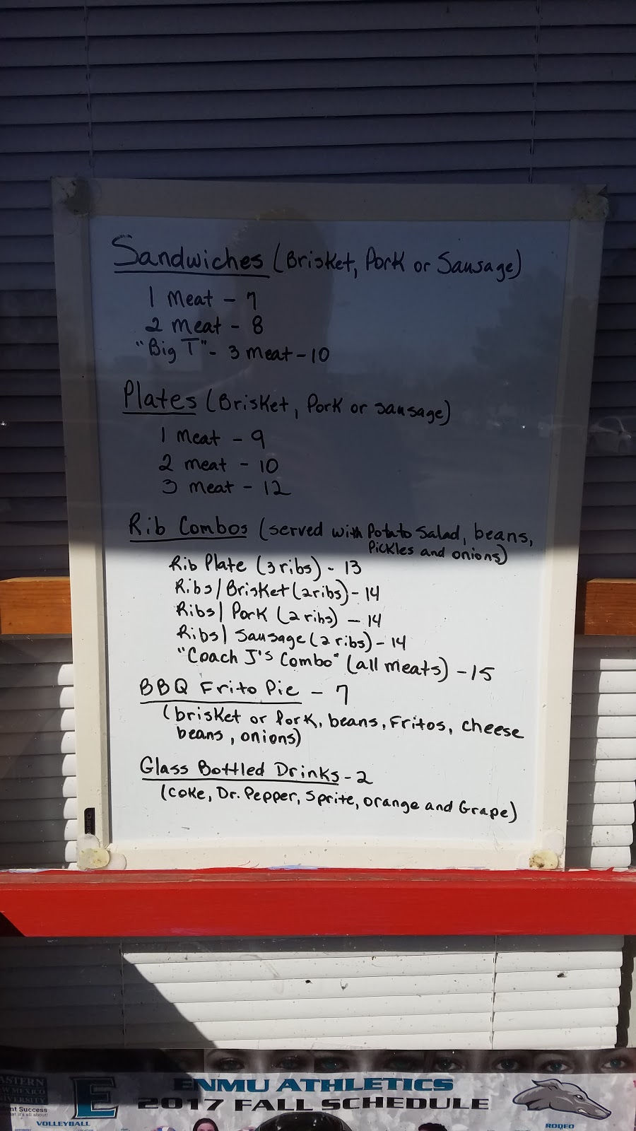 Coach Js B.B.Q. Shack | restaurant | 805 W 2nd St, Portales, NM 88130, USA | 5755620450 OR +1 575-562-0450