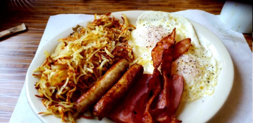 Steak N Egger | restaurant | 1535 Holton Rd, Muskegon, MI 49445, USA | 2317198939 OR +1 231-719-8939