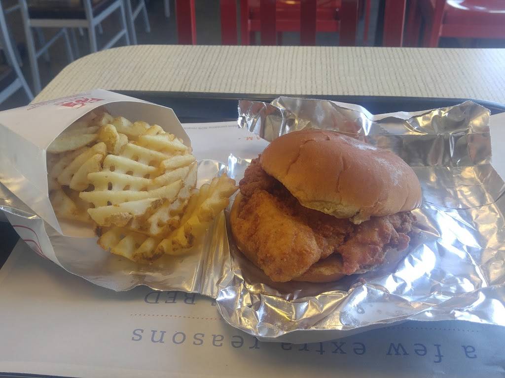 Chick-fil-A Moncks Corner | restaurant | 601 N U.S. Hwy 52, Moncks Corner, SC 29461, USA | 8434384308 OR +1 843-438-4308