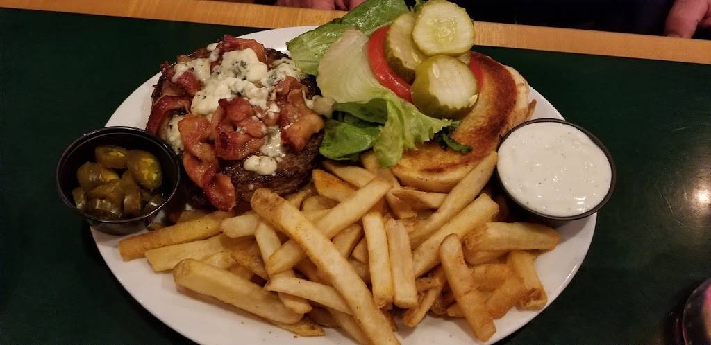 Gators Dockside Ocala | restaurant | 3920 SW 42nd St #101, Ocala, FL 34474, USA | 3524332441 OR +1 352-433-2441