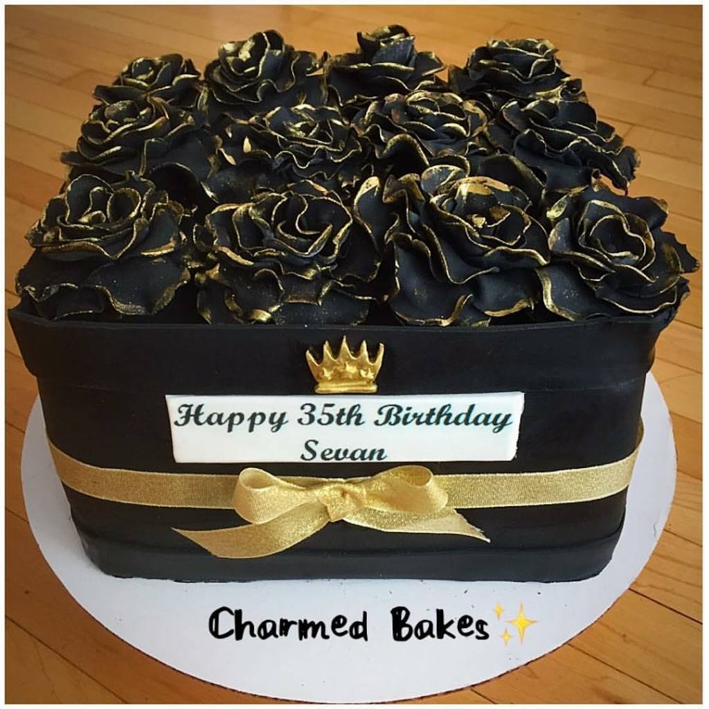 Charmed bakes | restaurant | 2305 Rue Ward, Saint-Laurent, QC H4M 1T8, Canada | 5148982535 OR +1 514-898-2535