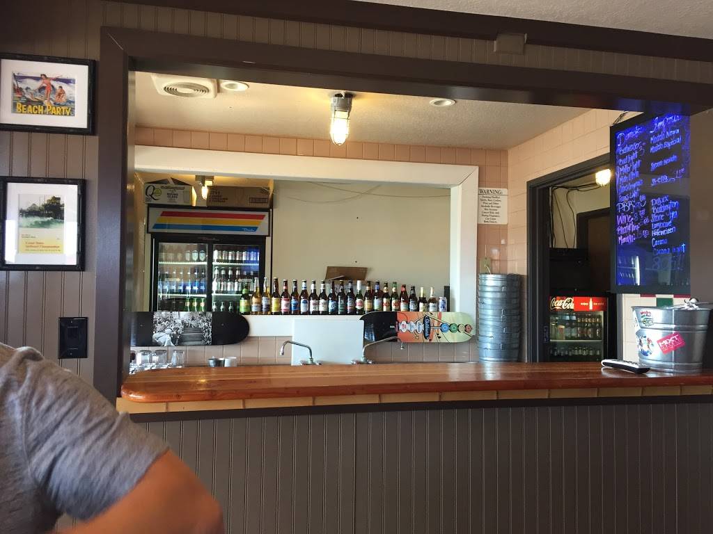 Harry s Grill | restaurant | 16685 Pacific Coast Hwy, Sunset Beach, CA 90742, USA | 5625929500 OR +1 562-592-9500