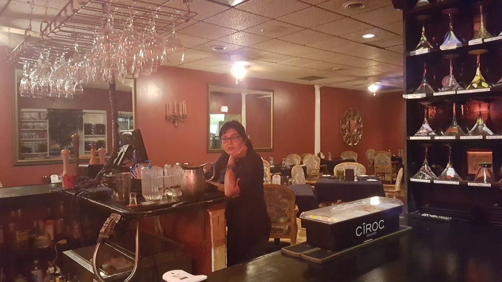 Polos Restaurant | restaurant | 328 Main St, Greenwood, SC 29646, USA | 8649434173 OR +1 864-943-4173