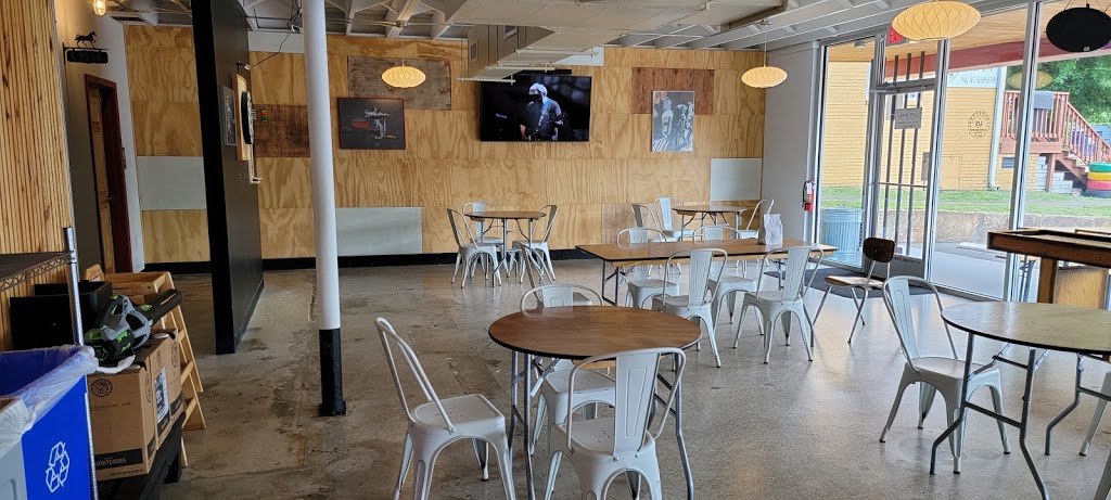 Good Wurst Company | restaurant | 3001 Central Ave, Charlotte, NC 28205, USA | 9806138226 OR +1 980-613-8226