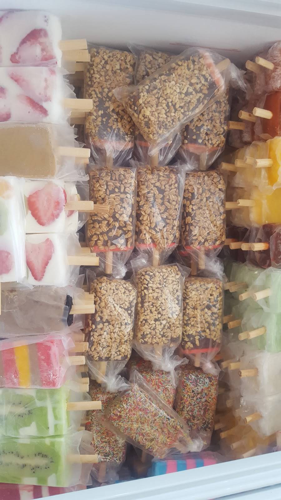 "LA MICHOACANA" Paleteria Y Neveria | restaurant | 22435, Josefina Rendón Parra 251, Nueva Tijuana, 22435 Tijuana, B.C., Mexico | 016642562898 OR +52 664 256 2898