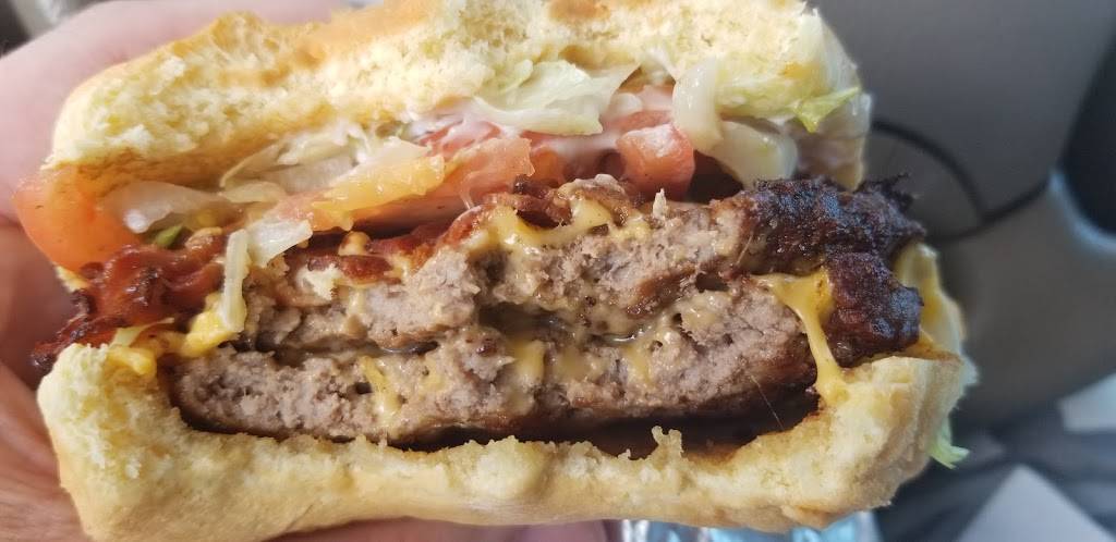 Sonic Drive-In | restaurant | 2080 Miller Park Way, West Milwaukee, WI 53219, USA | 4143848844 OR +1 414-384-8844