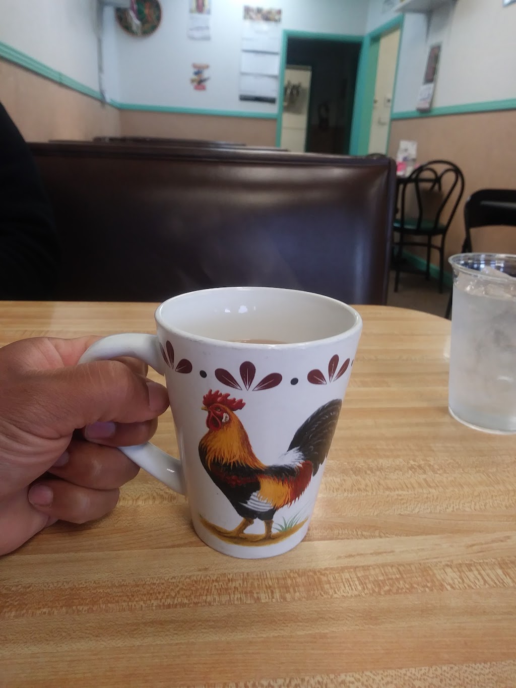 Cucas Mexican | restaurant | 1227 E Routt Ave, Pueblo, CO 81004, USA | 7195640507 OR +1 719-564-0507