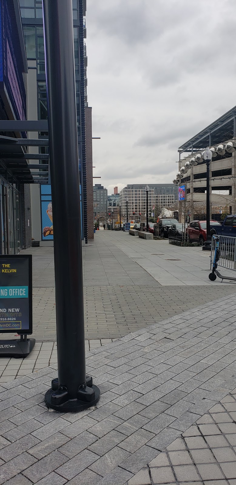 Basebowl Ramen | restaurant | 1201 Half St SE, Washington, DC 20003, USA | 2029751066 OR +1 202-975-1066