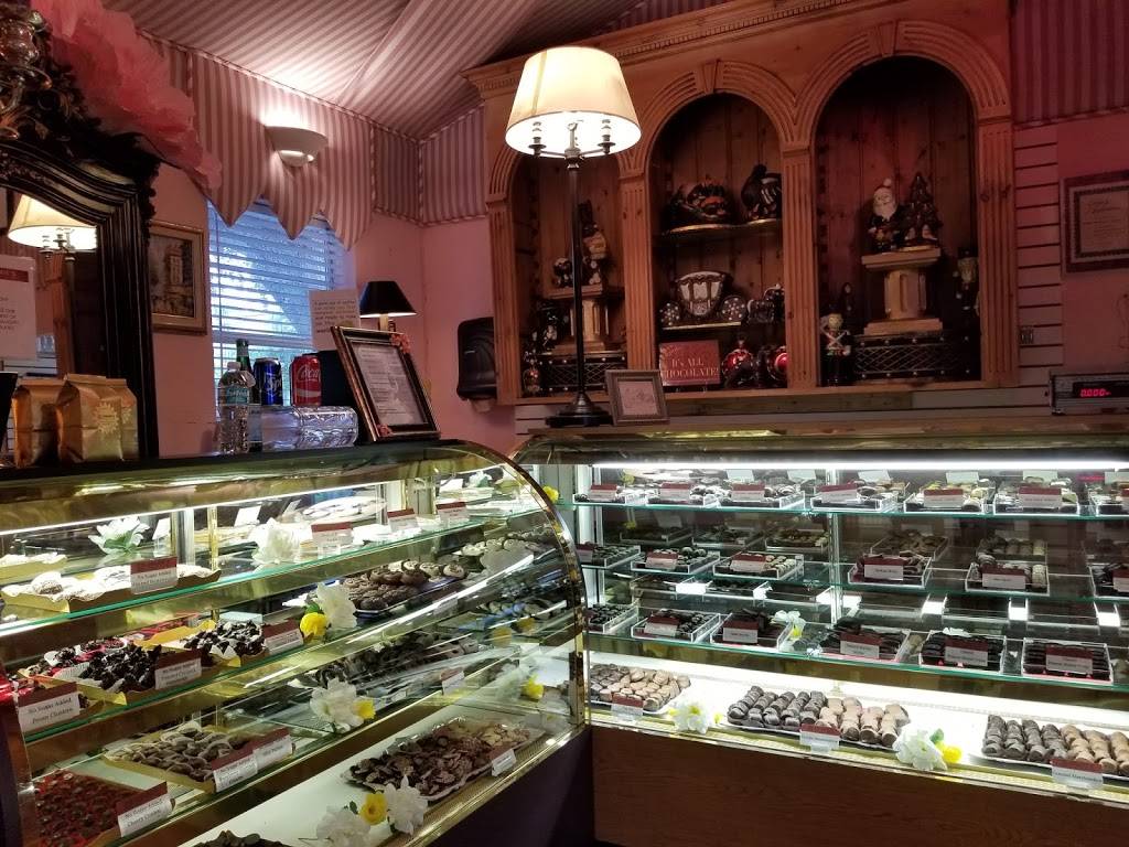 JIMMIES Chocolates & Cafe 47 | restaurant | 148 N Federal Hwy, Dania Beach, FL 33004, USA | 9549220441 OR +1 954-922-0441