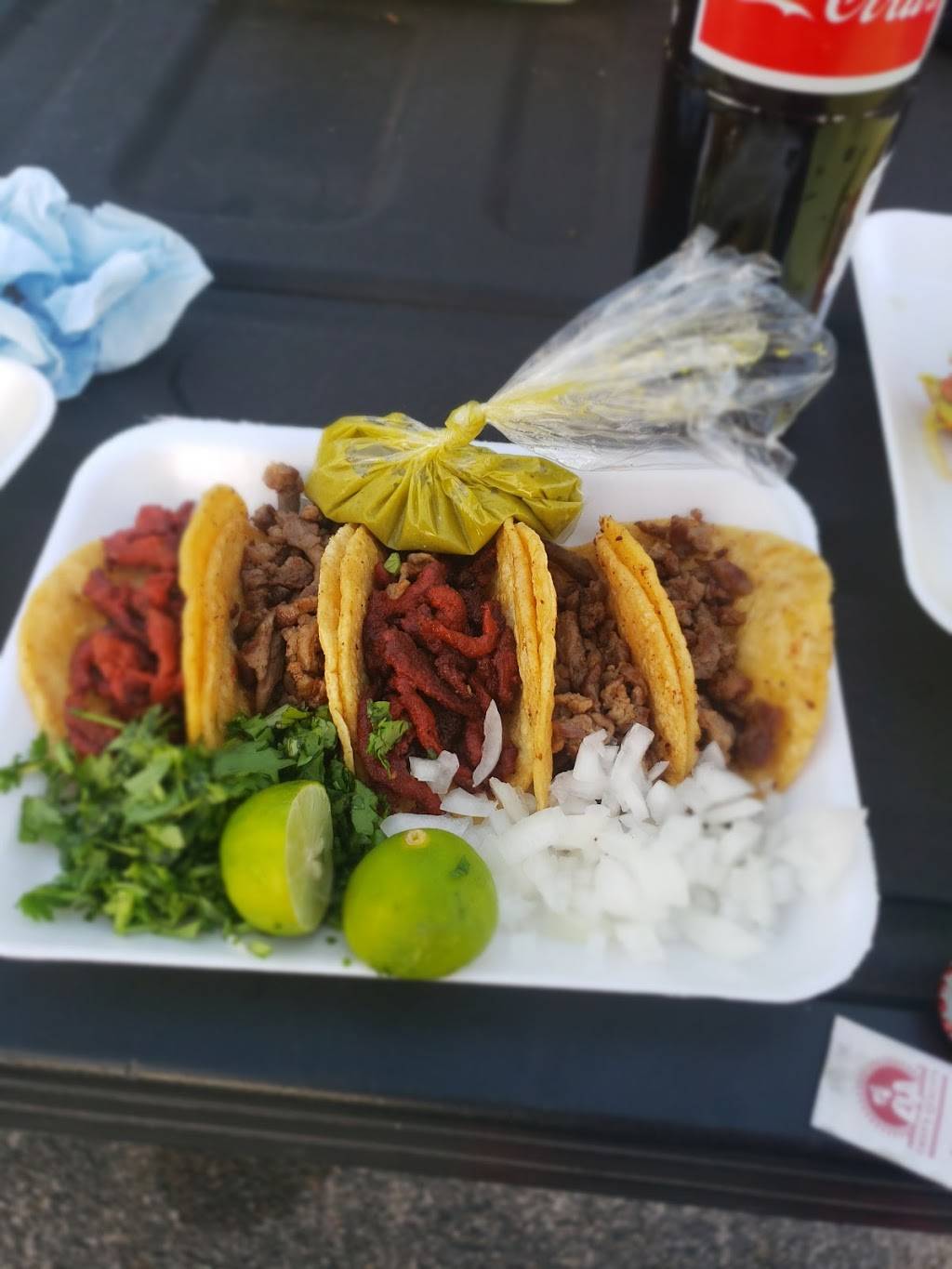 Gueros Fajita | restaurant | 401 W Maplewood Ln, San Antonio, TX 78216, USA | 2107488390 OR +1 210-748-8390