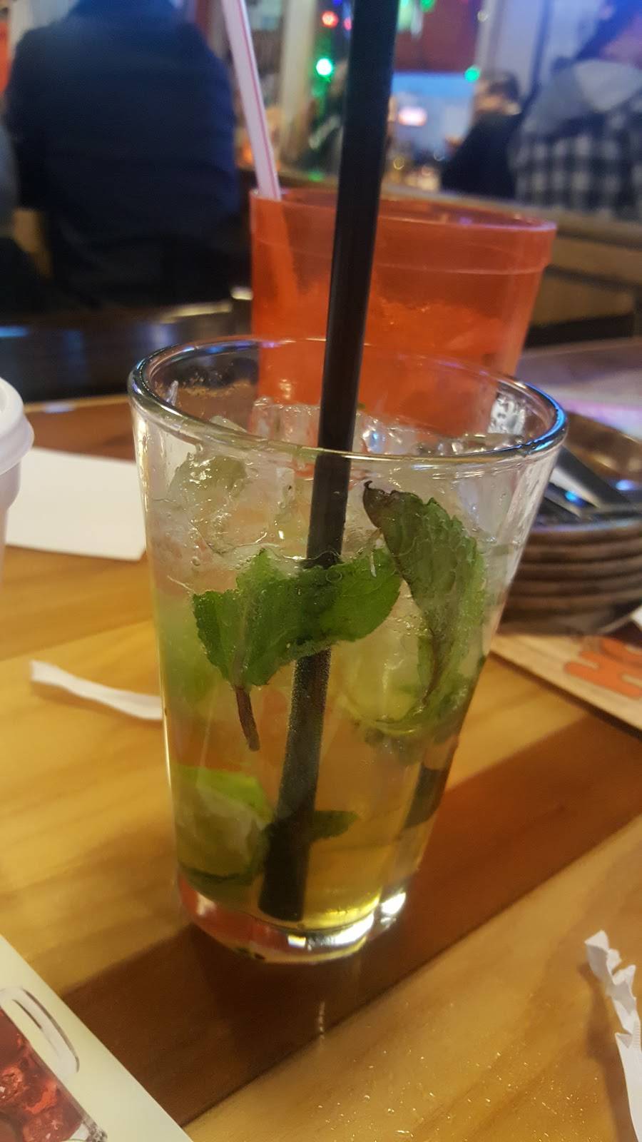 Hooters | restaurant | 5925 South La Grange Road, Countryside, IL 60525, USA | 7083540486 OR +1 708-354-0486