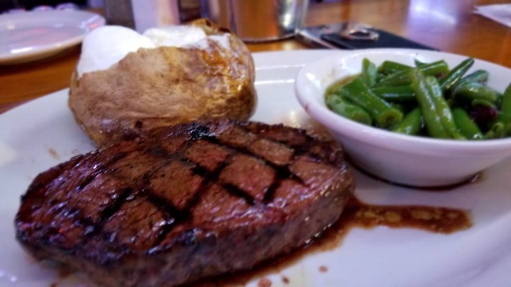 Texas Roadhouse | restaurant | 941 E Eau Gallie Blvd, Melbourne, FL 32937, USA | 3217733220 OR +1 321-773-3220