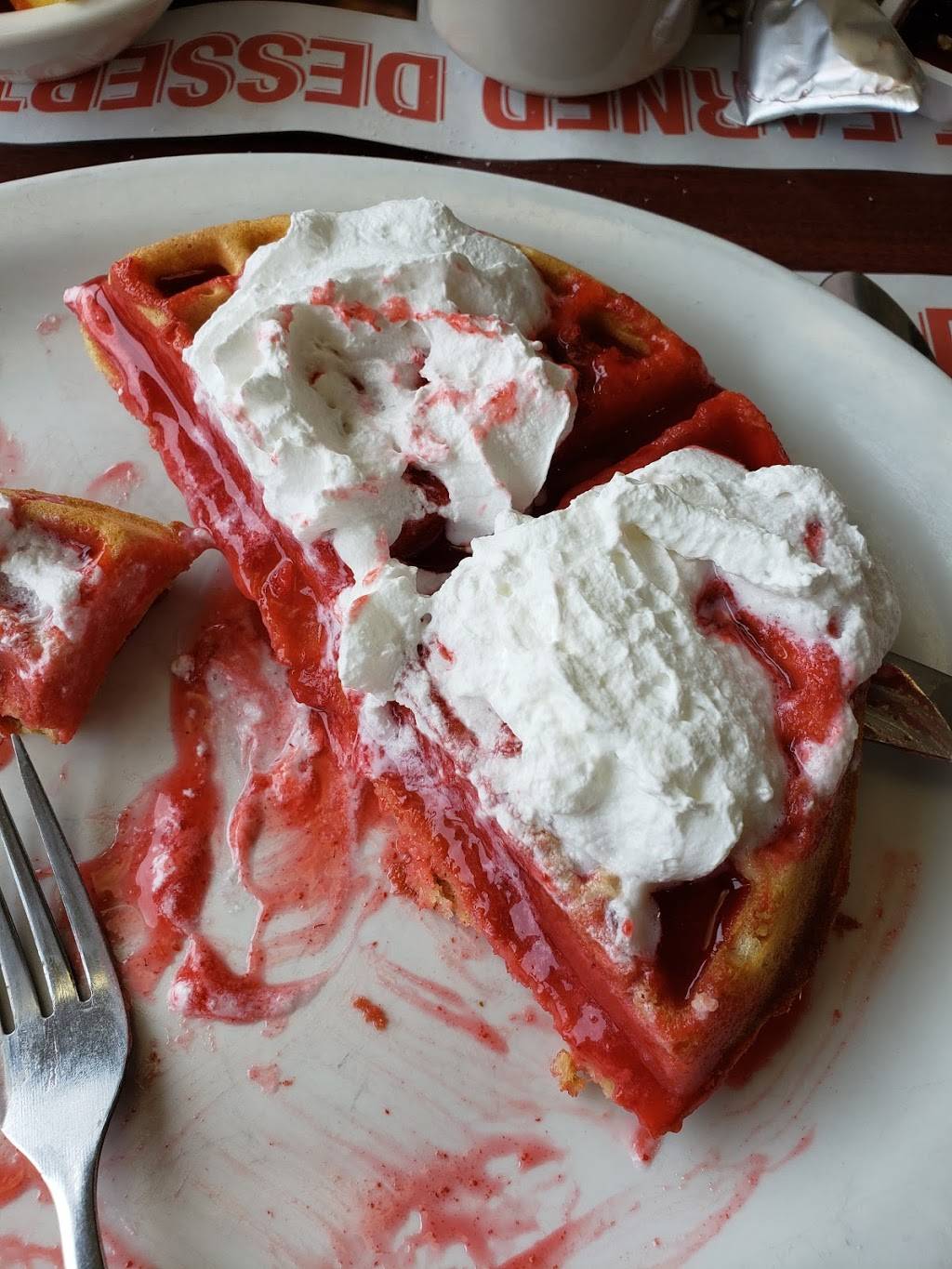 BIG BOY | restaurant | 126 N Broad St, Adrian, MI 49221, USA | 5172666600 OR +1 517-266-6600