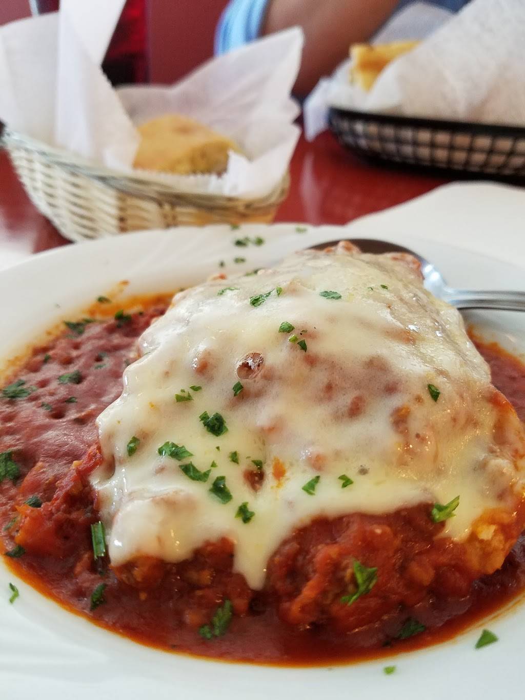 Salt & Pepper Italian Bistro & Pizza | restaurant | 486 Royer Dr #102, Lancaster, PA 17601, USA | 7173923000 OR +1 717-392-3000