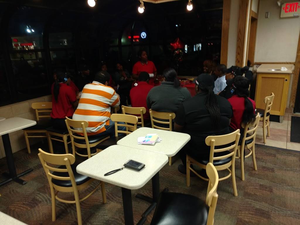 Wendys | restaurant | N96W17600 County Line Rd, Colgate, WI 53017, USA | 2622551315 OR +1 262-255-1315